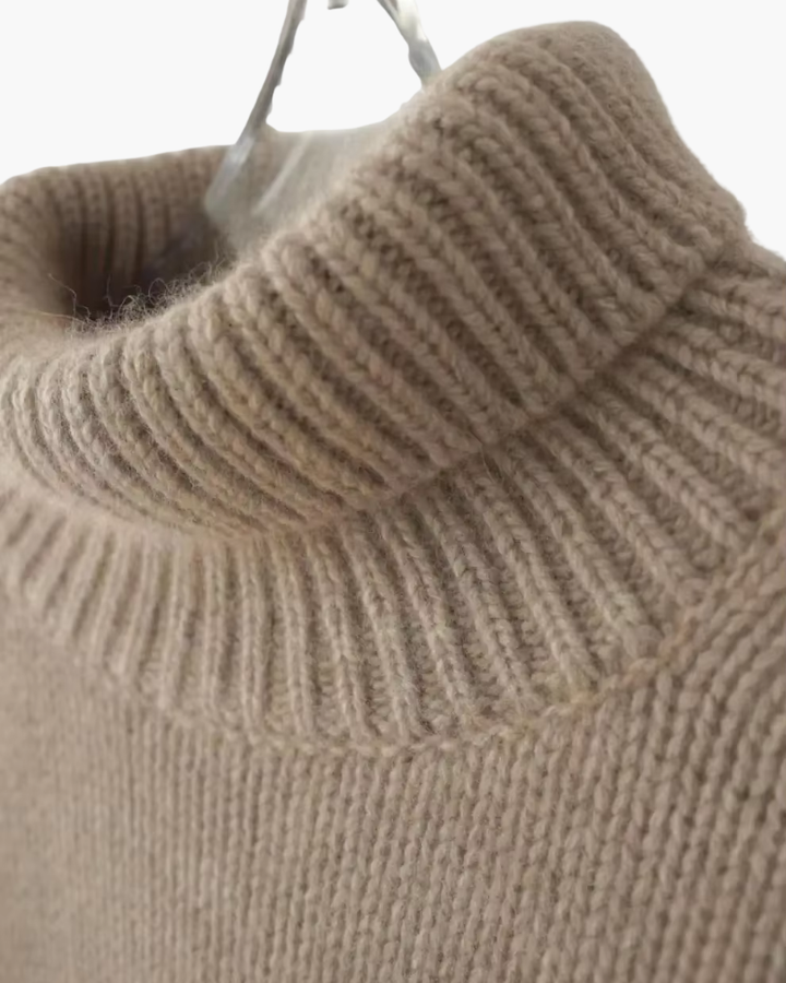 Ragnfrid | Blød sweater med rullekrave