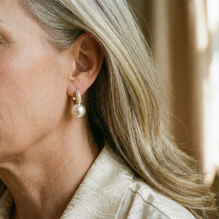 Perleøreringe med frynser