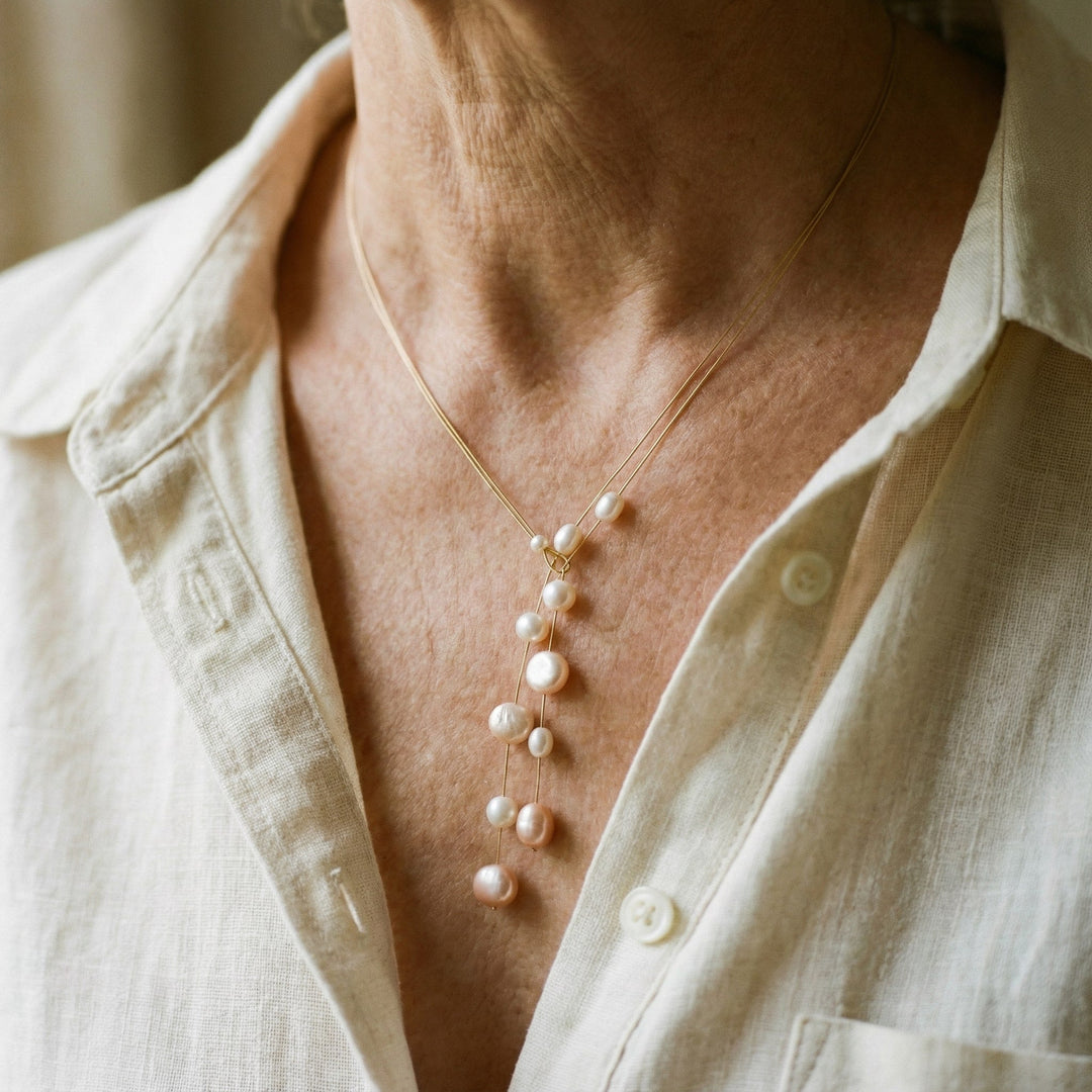 Elegant Halskæde med Hængende Perler