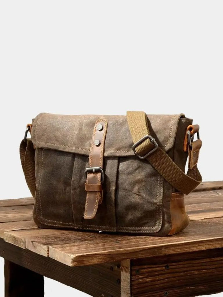 Elias™ | Balmoral Courier Taske