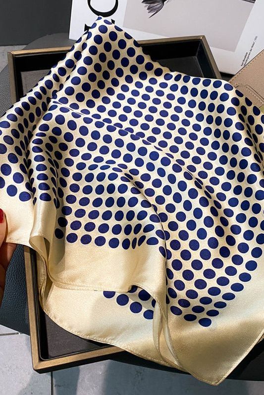 Louise | Silketørklæde