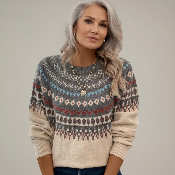 KARIN – BLØD VINTERTRØJE MED KLASSISK SKULDERMØNSTER
