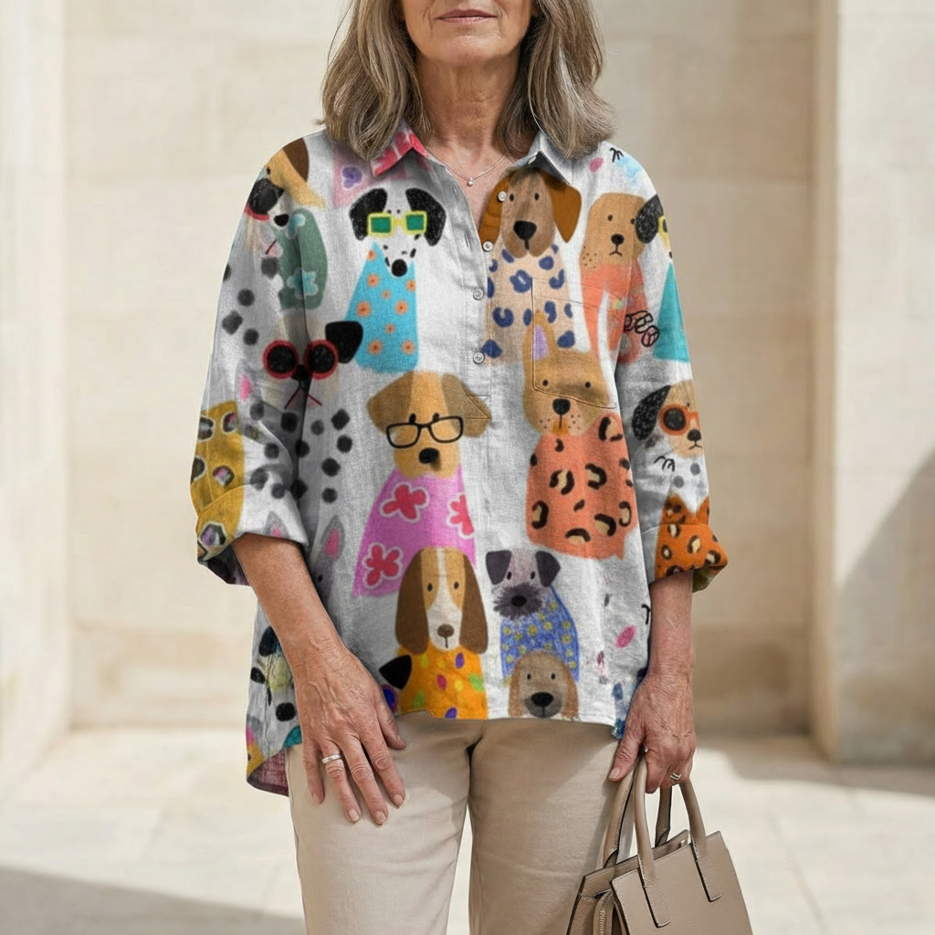 Blusa colorida com cães