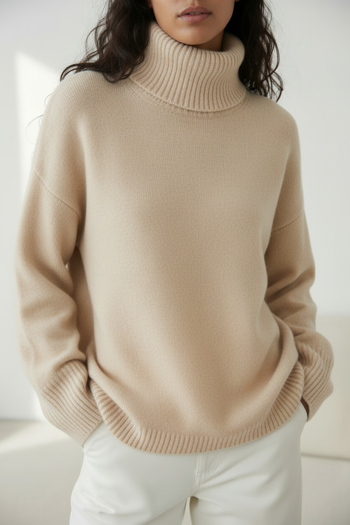 Camisola de gola alta bege creme