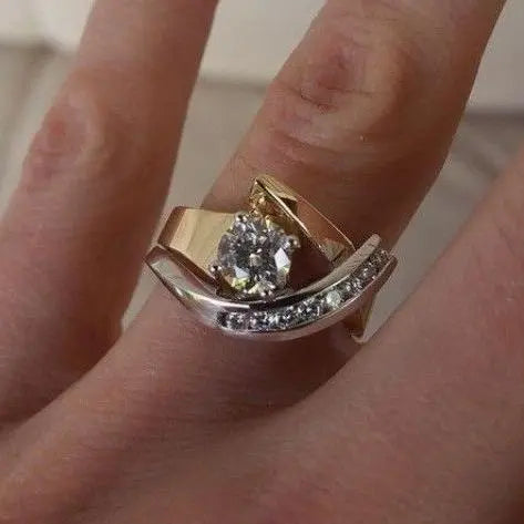 Vintage uregelmæssig ring i guld og sølv med zirkon